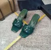 Sandálias de salto feminino Sandálias de cristal Design de verão Selppers de verão abriu o dedo do pé sexy ladras sandals de cheiro de chico