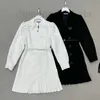 Zweiteilige Kleiderdesigner Damenanzug Rock Herbst Langarm Top Halbhalte Designer Kleid Frauenkleidung Jacke schwarz weiß 61lr