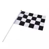 Racing zwart -wit rooster handsignaalvlaggen geruite handgolfvlaggen 14x21cm banner met vlaggenpole festivaldecoratie i0306