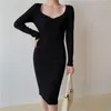 Casual Dresses Autumn Winter Woman Sticked Dress Fashion Long Sleeve Slim Vintage Elegant tröja Kvinnor 2023 One-Piece Knit Midi