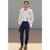 Abiti da uomo Casual Lino Uomo Estate Spiaggia Matrimonio Sposo Festa Abbigliamento Strada (Giacca bianca avorio Pantaloni blu scuro)