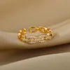 Chaîne de torsion classique Anneaux ouverts pour les femmes Zircon en acier inoxydable géométrique enveloppé de couple de mariage bijoux esthétique