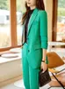 女性のスーツブレザー到着エレガントな緑のフォーマルな女性ビジネススーツパンツとジャケットコートプロのパンツスーツブレザーズボンセット230306