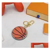 Keychains colhedas de designer fashion keychain imprimindo redonda de alta qualidade Chain de basquete uni pu de couro alfabeto patte dhgc9