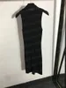 Sukienki plus rozmiar designerski kamizelka na drutach pusta litera seksowna szczupłe spódnice damskie dystansowe bez rękawów ubrania 62f3