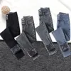 Women's Jeans Y2k Leggings Jeans Women Velvet Thicken Warm Pencil Pants Casual High Waist Female Korean Thermal Straight Skinny Denim Trousers 230306