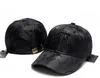 All-matching zwarte vlekbestendige hiphop piekte cap mannen en vrouwen honkbal cap brief borduurwerk hoogwaardige fabrieksgroothandel