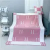 Designer Home Textile Taie d'oreiller Match Couverture Maison Décoration Lettre Couverture en cachemire avec taies d'oreiller Crochet Laine douce pour So252c