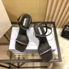 Kutu Kadın Sandalet Moda Kristalleri Yüksek Toplu Saten Sandallar Lüks Tasarımcı Terlik Sıradan Parça Blok Topuk Kadın Ayakkabı Boyutu 34-40