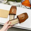 Mules Leather Designer Metal Golden Sandals Women Versatile Slippers broderade fårskinn Sandal Scuffs Flat Slides Flip Flops With Box 87501