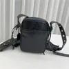 حقائب مصممة Le Cagole Men Women حقائب اليد حقيبة يد أزياء أزياء دراجة نارية حقيقية محفظة جلدية Cross Bag309f