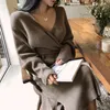 Abiti casual Inverno Temperamento coreano Abbigliamento da donna Scollo a V Chiusura in vita con lacci Abito in maglione lavorato a maglia misto lana