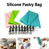 26pcsset 실리콘 페이스트리 백 팁 주방 DIY 아이싱 배관 크림 재사용 가능한 생과자 가방 24 노즐 케이크 장식 도구