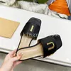 Mules Leather Designer Metal Golden Sandals Women Versatile Slippers broderade fårskinn Sandal Scuffs Flat Slides Flip Flops With Box 87501