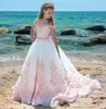 Robes de filles de fleurs roses et blanches pour les mariages pure épaule Boho Beach enfants robe de première communion dentelle appliquée robes de reconstitution historique