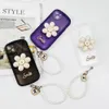 Luxury Pearl Bracelet Mobile Phone Cases Wrist Chain Protection Cover Shell Transparent Sweet Flower For Apple 14 IPhone13 Promax 14plus 12 11 Anti-fall Petal Holder