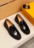 2023 Sapatos de vestido de moda masculinos cavalheiros de couro genuíno