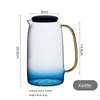 Бутылки с водой дома холодная чайная гостиная стеклянная чашка кувшина с высокой температурой устойчивой