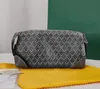 Bolsas de embrague DIY Nombre personalizado Personalización de alta calidad Artículos de tocador Cremallera Bolsas de cosméticos Para mujer para hombre Lujo Cuero genuino Cruz Bolsa de maquillaje Diseñador Hombro Vanidad