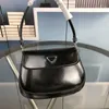 Designers Bolsa Luxurys Bolsas Mulheres Bolsas de ombro Saco de Pacote Saco Pacote Paleira Lua Bola Cosmética Charme Bola de Cor Sólida Versátil Versátil