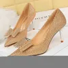 Chaussures de luxe femmes pompes strass arc talons hauts mode chaussures de mariage talons aiguilles strass femmes Sexy chaussures de fête 230307