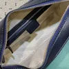 Flap Messenger çanta kadın omuz crossbody çanta tuval çanta klasik harf baskı orijinal deri harf donanım tokası çıkarılabilir omuz askısı perçin döşeme