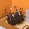 TOP 2023 Classic Traveler Speedy Bag 30CM Fashion Women Shoulderbag Mono Pillow Totes Handbags Crossbody Coin Purse