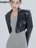 Jackets femininos LaUtaro 2 peças conjuntos de roupas de renda para cima Black Shiny Shiny Leather Salia Midi com fenda lateral e top de colheita 230307