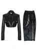 Jackets femininos LaUtaro 2 peças conjuntos de roupas de renda para cima Black Shiny Shiny Leather Salia Midi com fenda lateral e top de colheita 230307