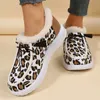 Chaussures habillées hiver chaud en peluche vulcaniser baskets fourrure mocassin mocassins imprimé léopard chaussure confort appartements sans lacet Chaussure Femme 230307