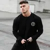 Camisetas masculinas 2023 Autumn Manga longa O-pescoço preto Camisa branca Men Round Round Fashion Fansual Fitness Gym Muscles Tee Tops Sportswear