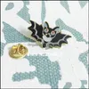 Stift broscher 50st halloween bat stift söt vampyr kawaii skrämmande brosch smycken spoops present anpassade emaljmärke 30mm svarta fladdermöss la dhbqh