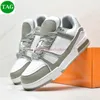 Lyxiga fritidsskor för män Logo Präglad Trainer Sneaker himmelsblå svart denim trippel vit rosa plattform män designer sneakers låga plattor dam sneakers US 6-12