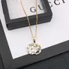 Collection de mode 2023 Nouveaux bijoux de luxe de haute qualité pour double collier pour femmes, grand diamant brillant, personnalité polyvalente, collier de style ins