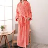 여성 잠자기 겨울 플란넬 열로 가운 두꺼운 벨벳 벨벳 따뜻한 잠옷 두 나이트 가운 목욕 가운 길이의 큰 크기 단색