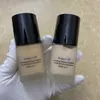 Сглаживание укрепляющего жидкого фундамента 30 мл Fond de Teint Makeup Cosmetics Sat набор