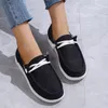 فستان أحذية سميكة قماش امرأة شقق Slipon Mujer Zapatillas Ladies Laiders Autumn Ultralight Boat Boat Sneakers Disual Sneakers 230307