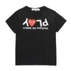 مصمم Tee Men's Thirts Com des Garcons CDG Play Men Gray Shore Sleeve Black Heart T Shirt XL العلامة التجارية