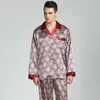 Menas de dormir casuais de roupas de dormir para homens de pijamas de pijamas de 2pcs calças de camisa cetim faux seda de roupa de noite impressão de pijamas mole pjs conjunto de lingerie íntima 230307