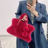 Bolsas noturnas Bolsa de inverno de outono Big Tote Real Rex Fur Handbangs com Charms de Pompom