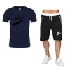 Nya mäns sommarmodespår Kort ärm Shorts Beach Sports Kit Streetwear Brand Logo Print T-Shirt Set