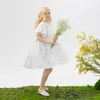 Girl S klänningar stor lös stil 2023 sommar tonåring flickor med foder broderi baby set vita blommor bomullskläder 7301 230307