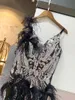 Robes décontractées de haute qualité noir Mini plumes col en v mode robe moulante soirée robes de soirée