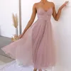 캐주얼 드레스 2023 여름 섹시한 슬래시 넥 메쉬 레이스 레이스 여성 패션 끈이없는 중공 사무실 레이디 스파게티 스트랩 gnestido