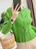Kvinnors blusar Miyake veckade kinesiska knappar enstaka bröstskjorta kvinnor solid färg 2023 Autumn Winter Casual kvinnlig designerkläder