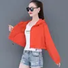 Kvinnors jackor solskyddskläder chic kort jacka 2023 sommar huva tunn kappa koreansk stil casual ytterkläder toppar kvinna