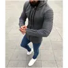 Sweats à capuche pour hommes Sweat-shirts Automne Et Hiver 4 Couleurs 8 Yards Pull À Capuche À Manches Longues Plissées pour Hommes