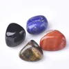 Dekorativa figurer 1Set Natural Seven Chakra Stone 7Colors Set Yoga Oregelbundet Reiki Healing Crystals Polished Stones Lidai Packaging