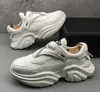 Erkekler Deri İtalya Orijinal Ayakkabılar Örgü Saborunlar Nefes Alabilir Yeni Erkek Ayakkabıları Yüksek Kaliteli Düz Platform Küçük Beyaz Ayakkabı Daireleri Sıradan Somunlar Koşu Ayakkabı 11159 'S