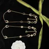 95% OFF 2023 Nouveaux bijoux de mode de haute qualité de luxe pour le nouveau collier de princesse douce en strass noir et blanc ancienne famille double chaîne de clavicule sens élevé